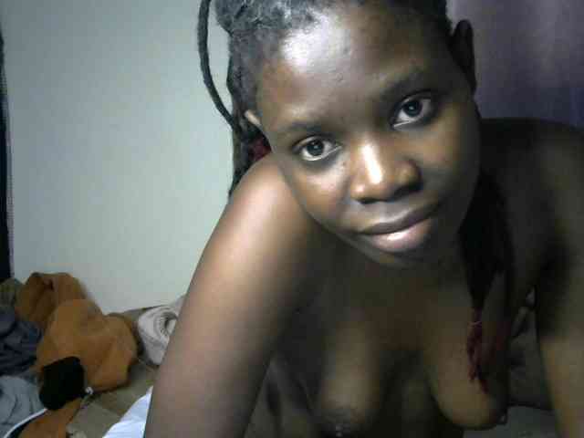 Queenbeea webcam