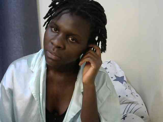 Queenbeea webcam