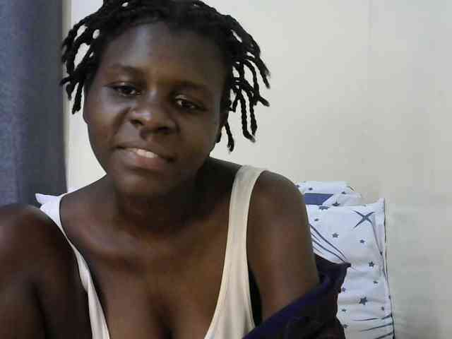 Queenbeea webcam