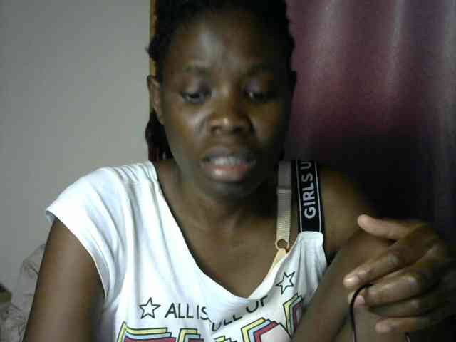 Queenbeea webcam