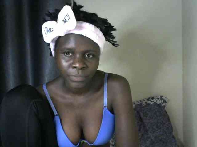 Queenbeea webcam