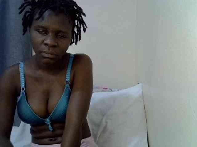 Queenbeea webcam