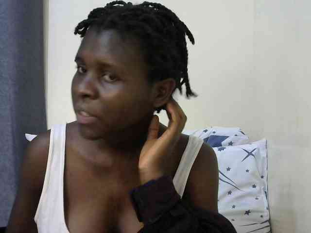 Queenbeea webcam