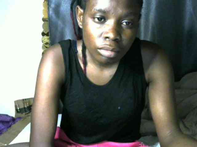 Queenbeea webcam