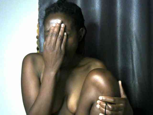 Queenbeea webcam