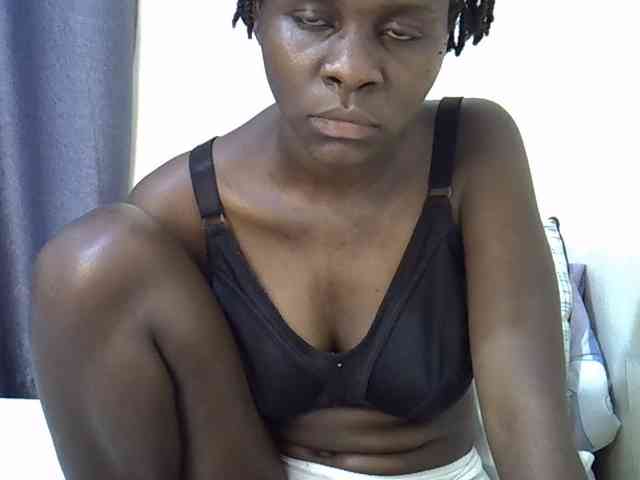 Queenbeea webcam