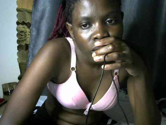 Queenbeea webcam