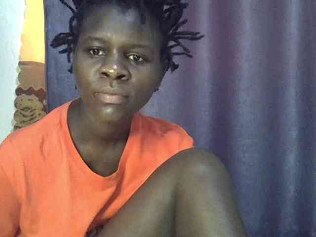 Queenbeea webcam