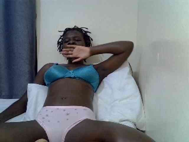 Queenbeea webcam