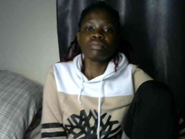 Queenbeea webcam