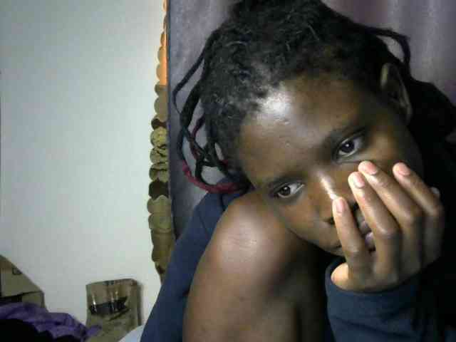 Queenbeea webcam