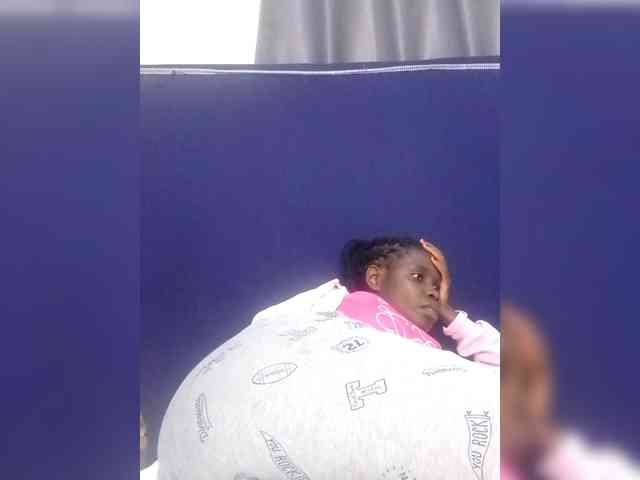 Queenbeea webcam