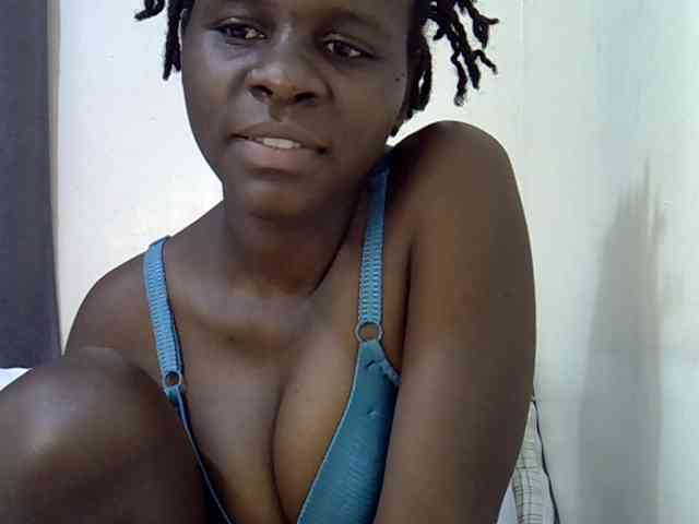 Queenbeea webcam