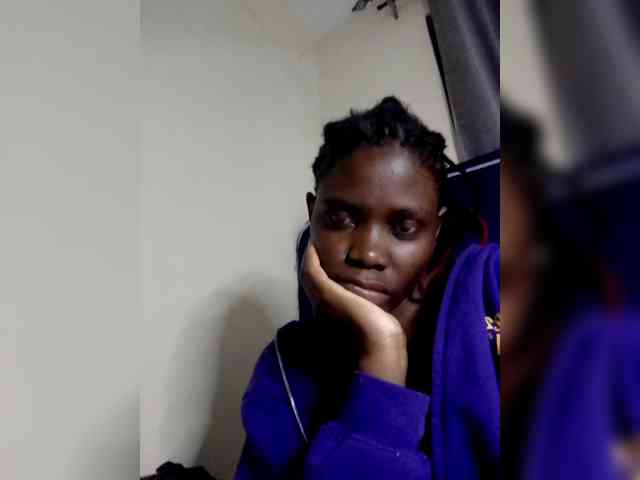 Queenbeea webcam