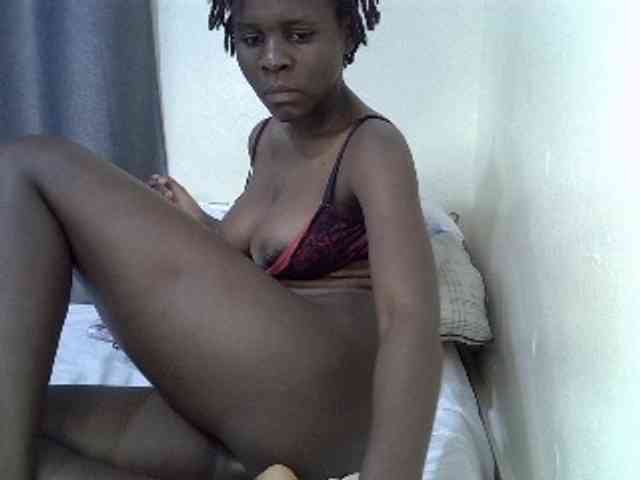 Queenbeea webcam