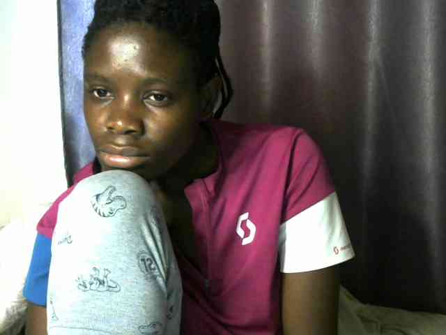 Queenbeea webcam