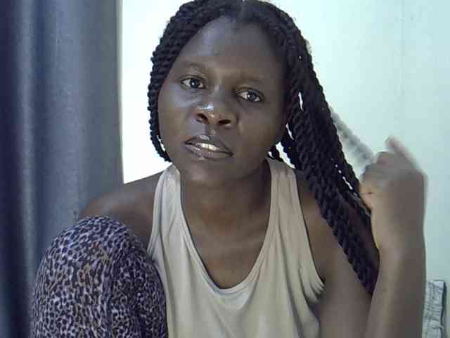 Queenbeea webcam