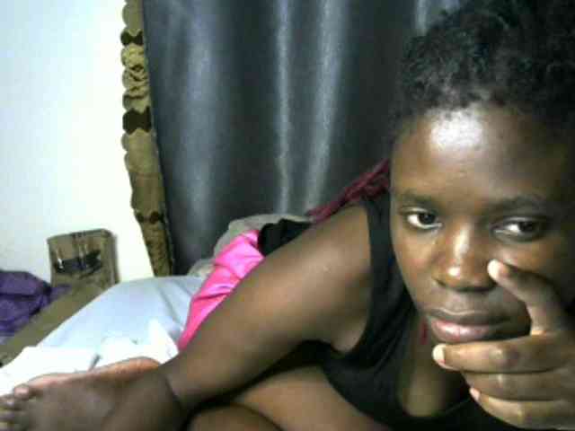 Queenbeea webcam
