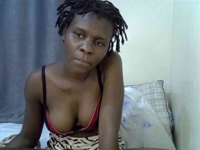 Queenbeea webcam