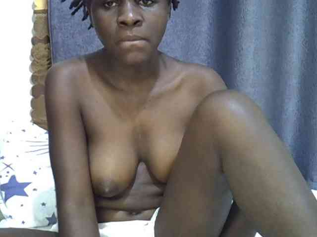 Queenbeea webcam