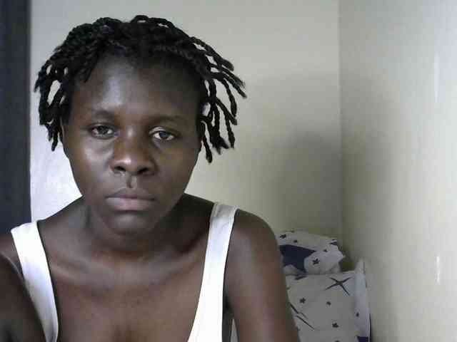 Queenbeea webcam