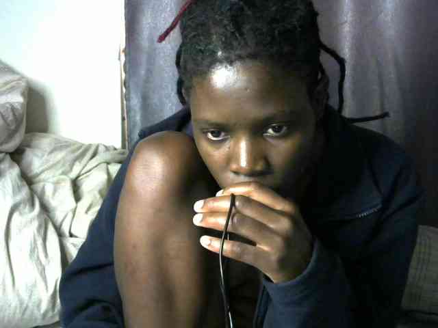 Queenbeea webcam