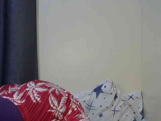 Queenbeea webcam