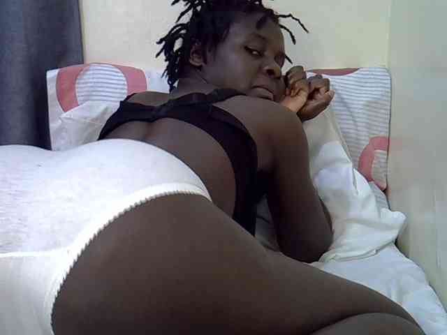 Queenbeea webcam