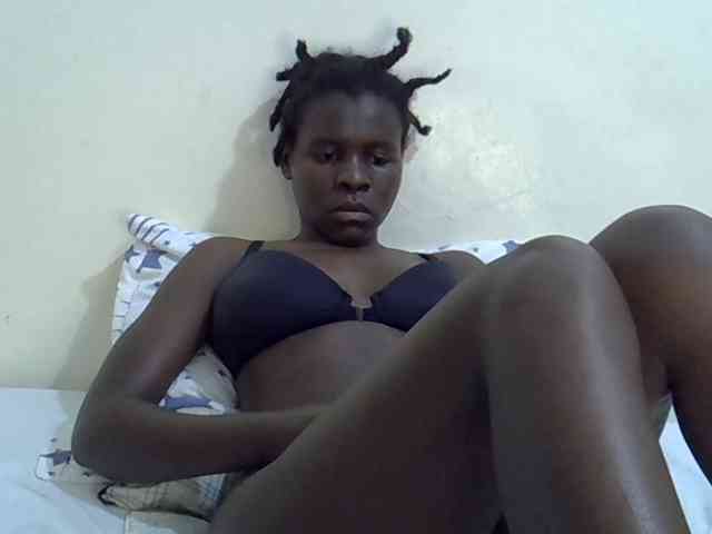Queenbeea webcam