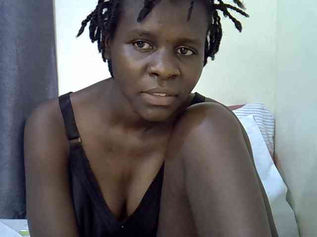 Queenbeea webcam