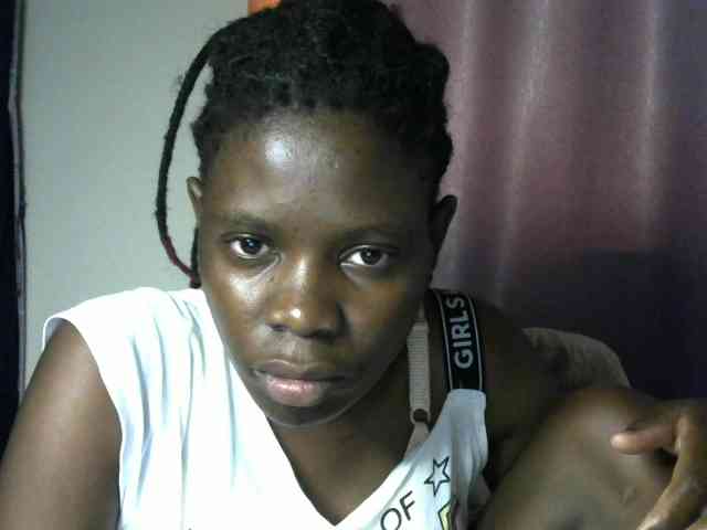 Queenbeea webcam