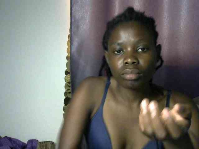 Queenbeea webcam