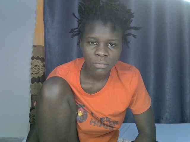 Queenbeea webcam
