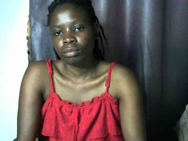 Queenbeea webcam