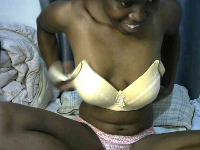 Queenbeea webcam