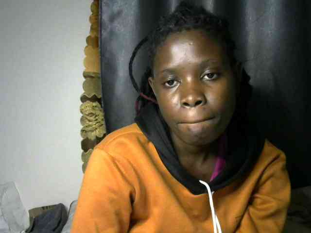 Queenbeea webcam