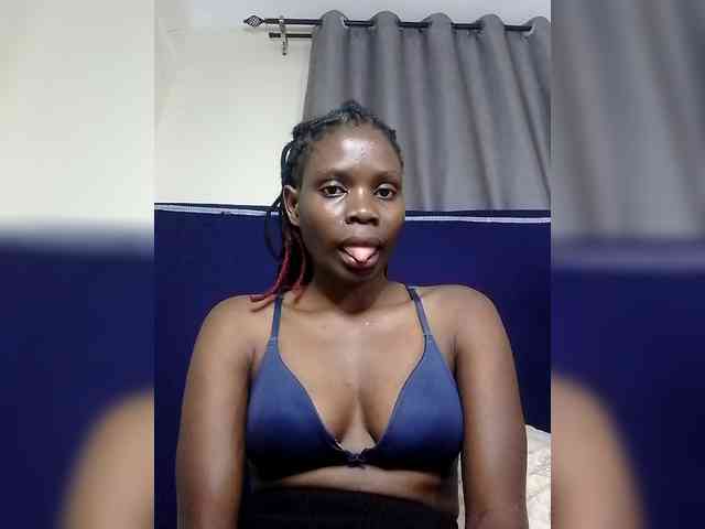 Queenbeea webcam