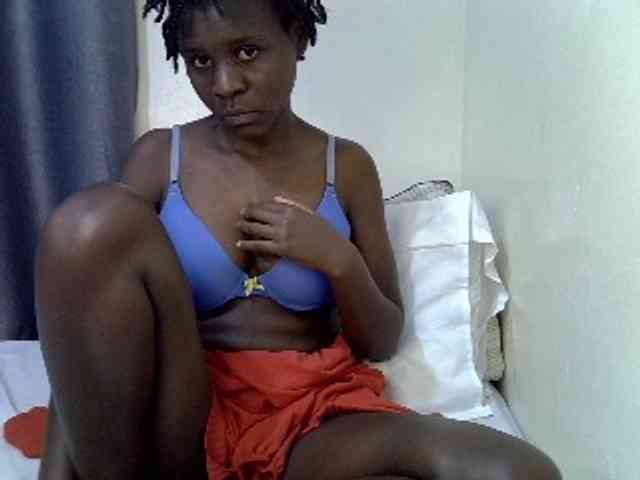 Queenbeea webcam