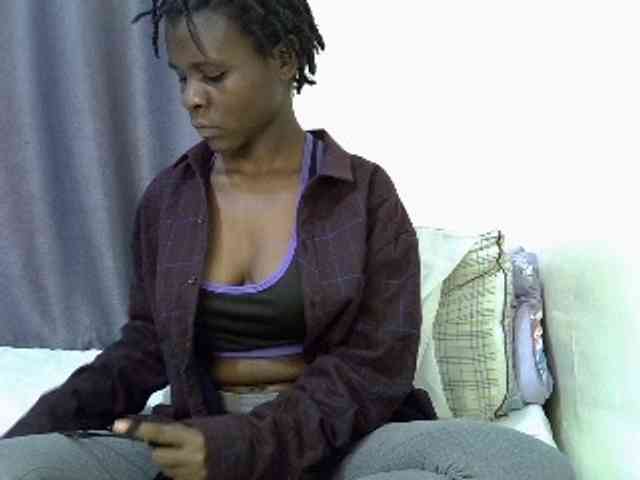 Queenbeea webcam