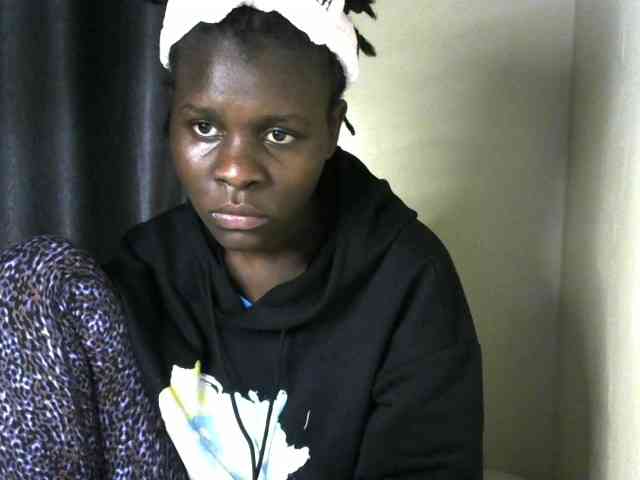 Queenbeea webcam