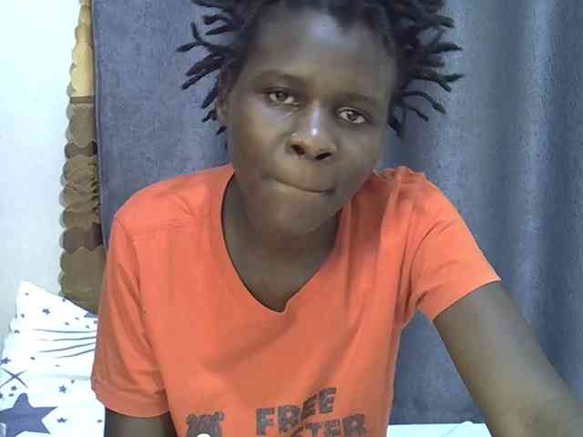 Queenbeea webcam