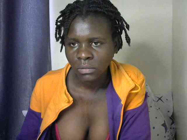 Queenbeea webcam