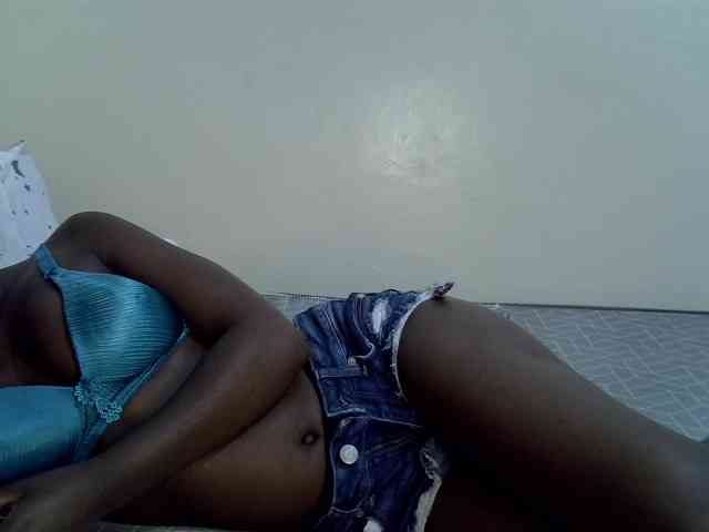 Queenbeea webcam