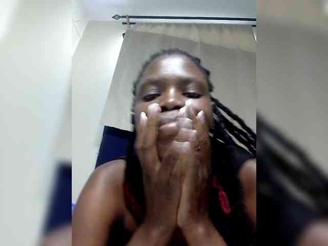 Queenbeea webcam