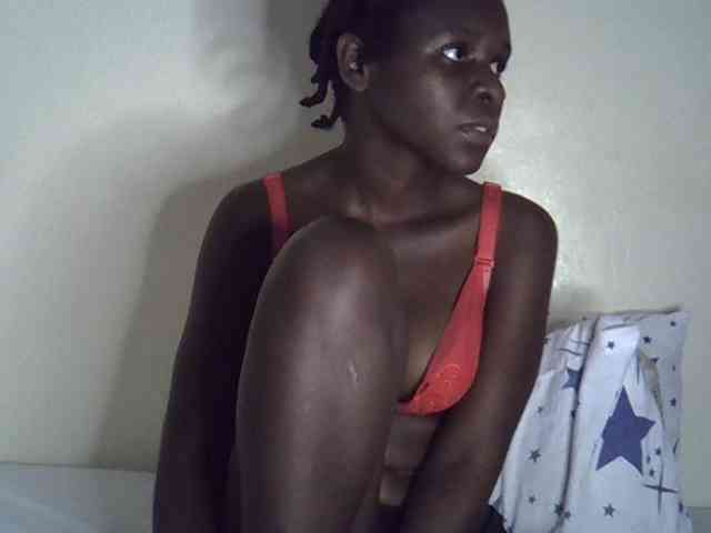 Queenbeea webcam