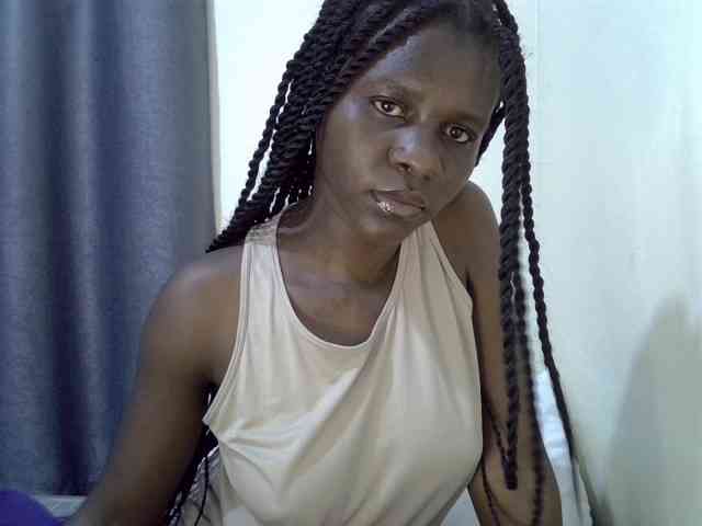 Queenbeea webcam