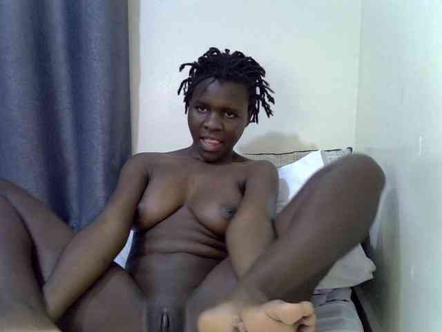 Queenbeea webcam