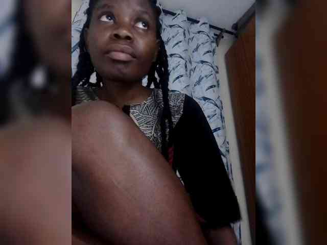Queenbeea webcam