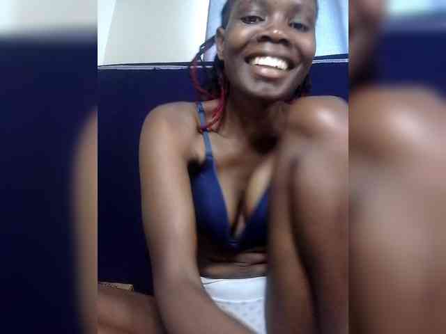 Queenbeea webcam