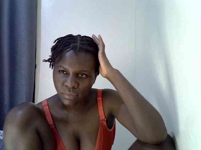 Queenbeea